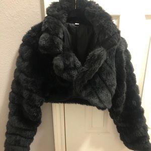 Black faux fur size M